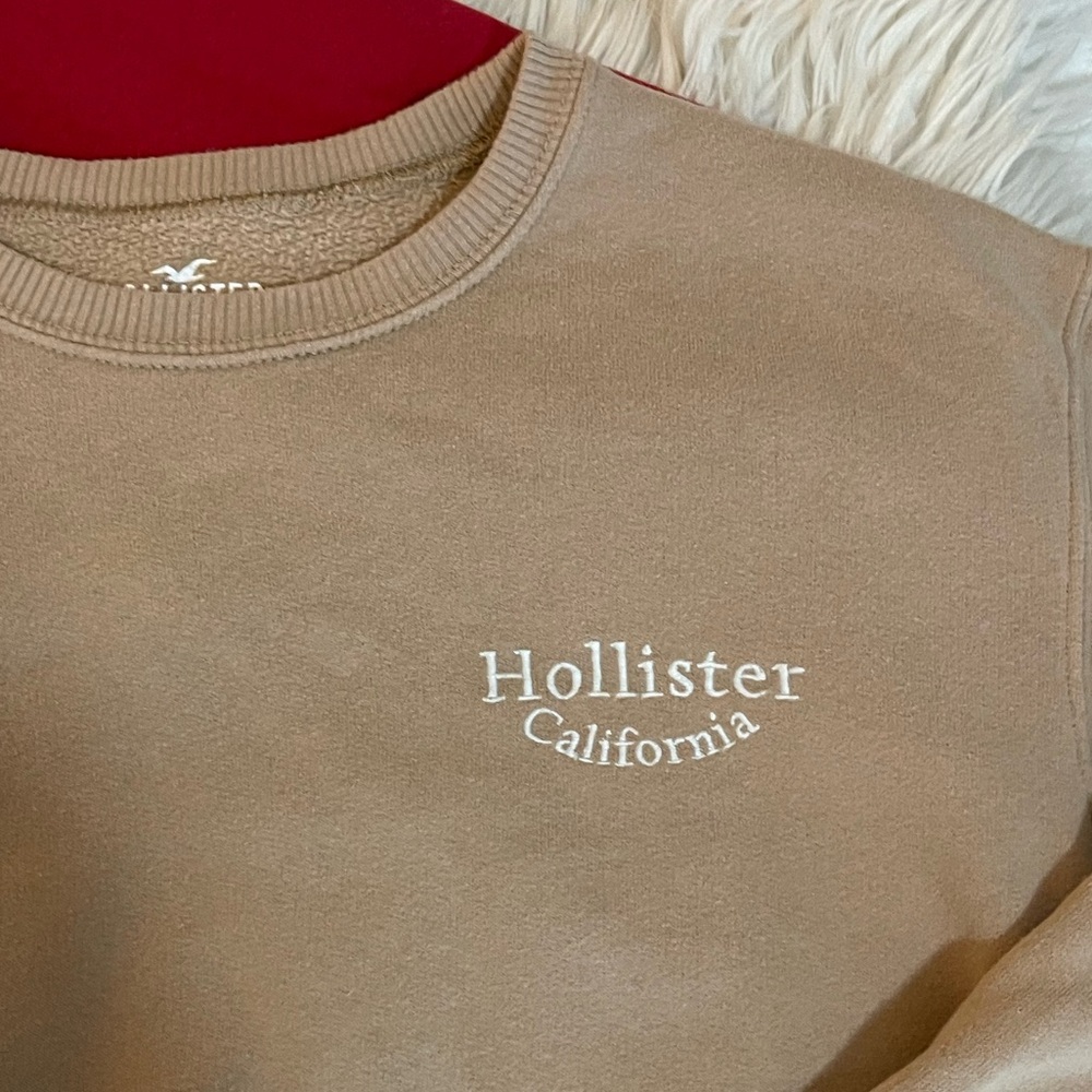 Hollister | Sweatshirt Bundle - Picture 3 of 11